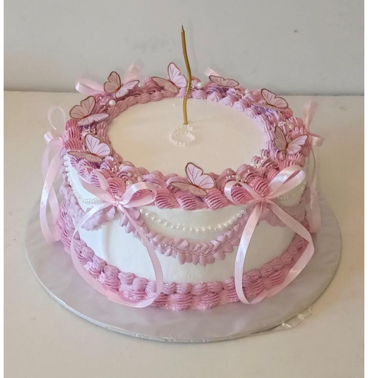 Royal Pink Tiara Cake