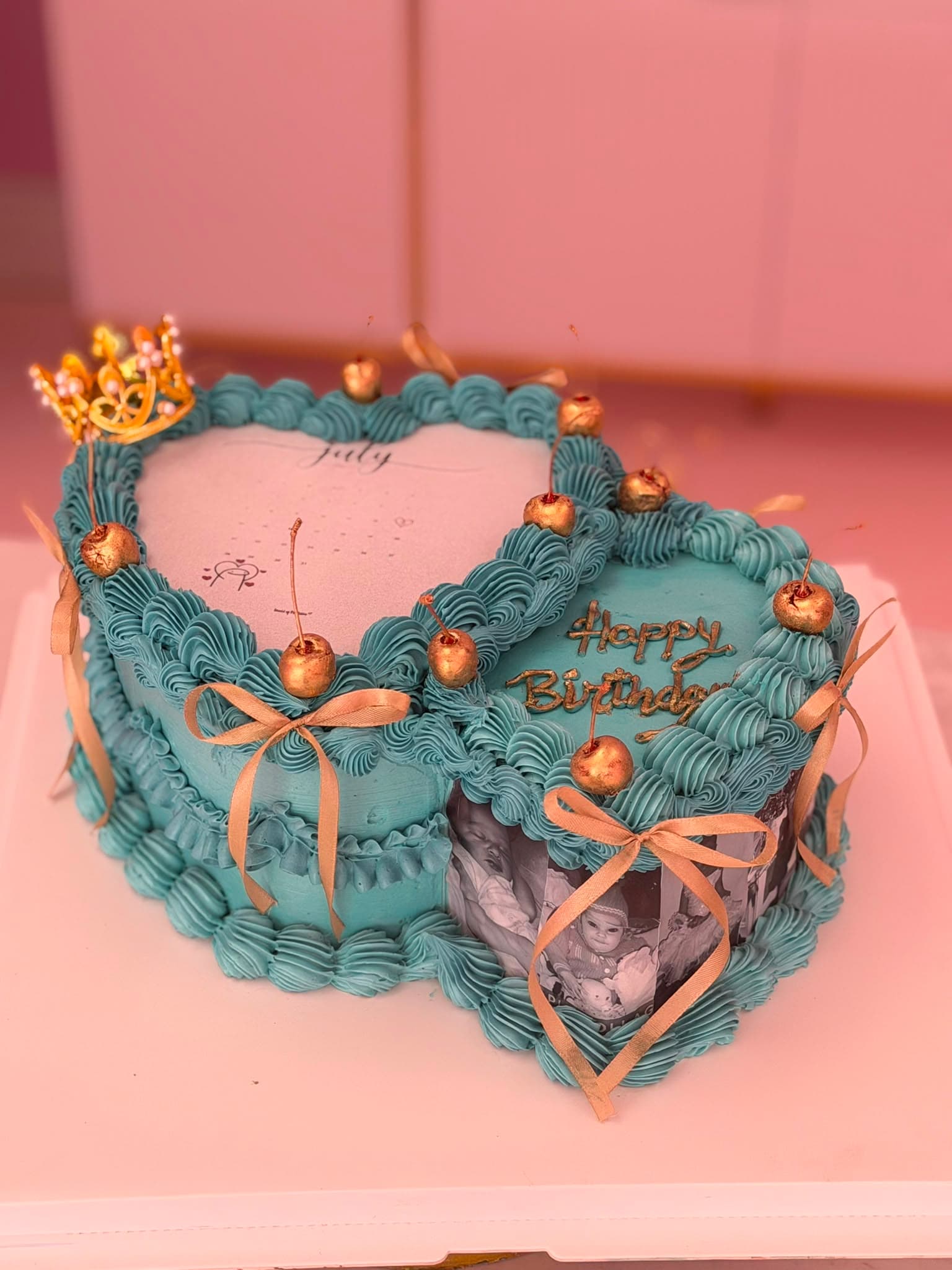 Teal Heart Crown Vintage Cake